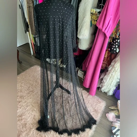 90's rhinestone Set With Feather Trim